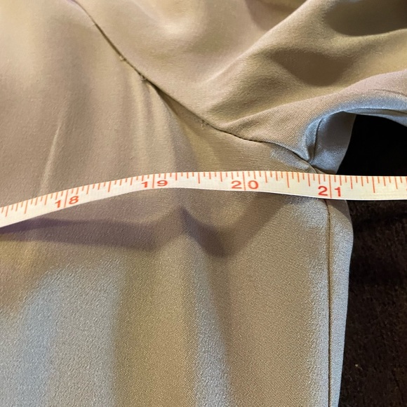 NEW Vince. 100% Silk Mink Nude Color Drawstring Waist Long Sleeve Shirt Dress 12 - Picture 11 of 16